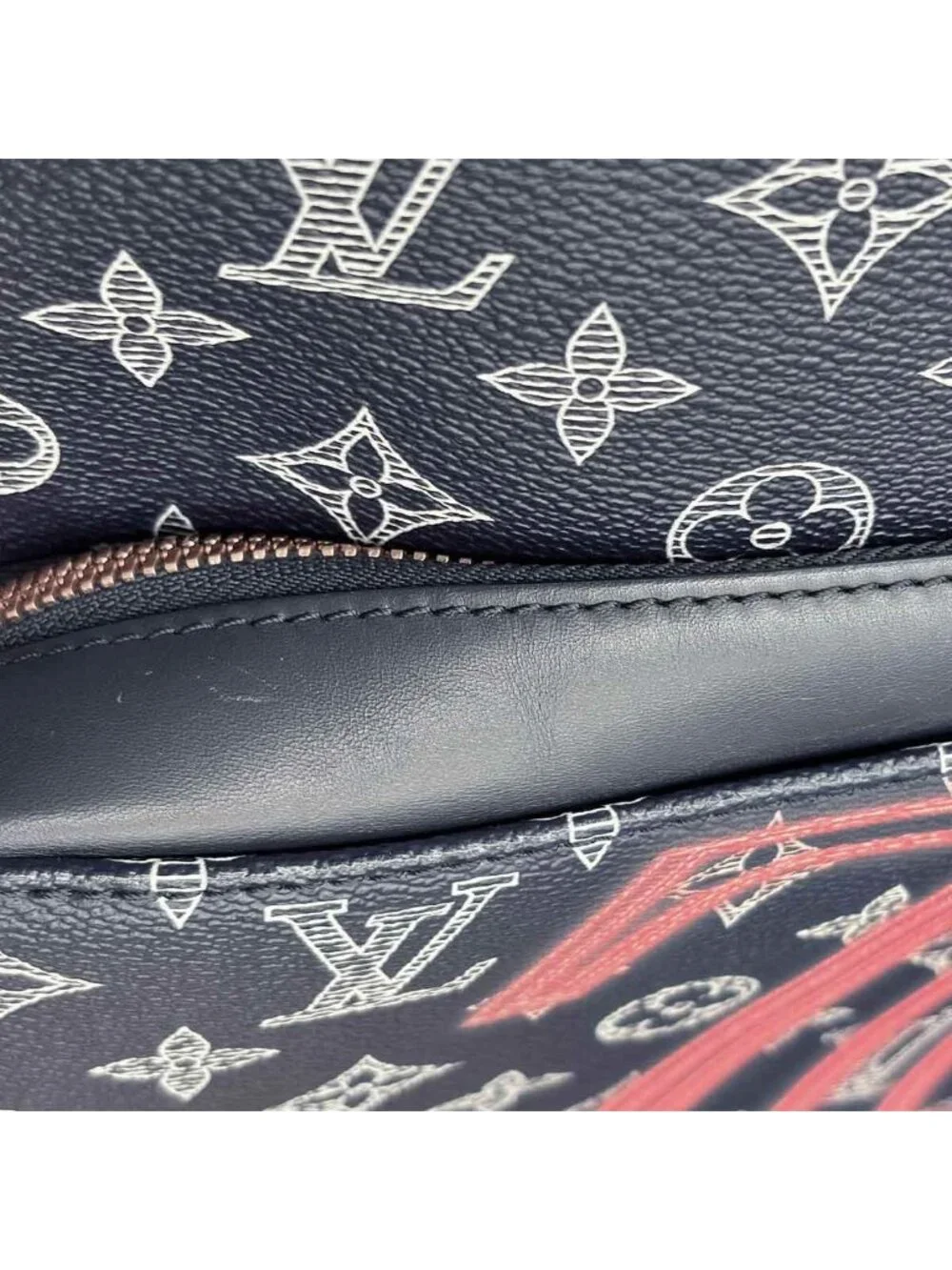 Louis Vuitton this monogram